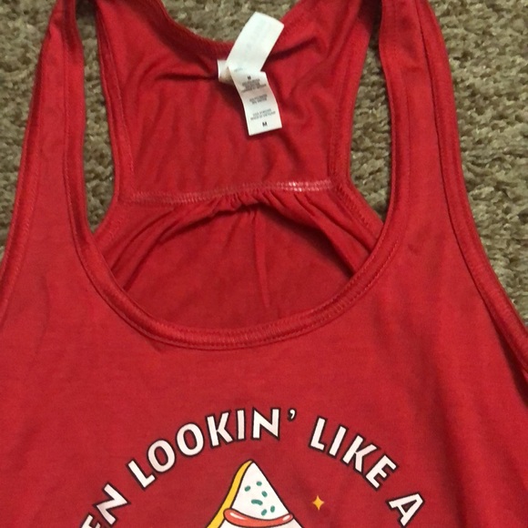 Wodbottom looking like a snack holiday tank top. - Picture 2 of 5